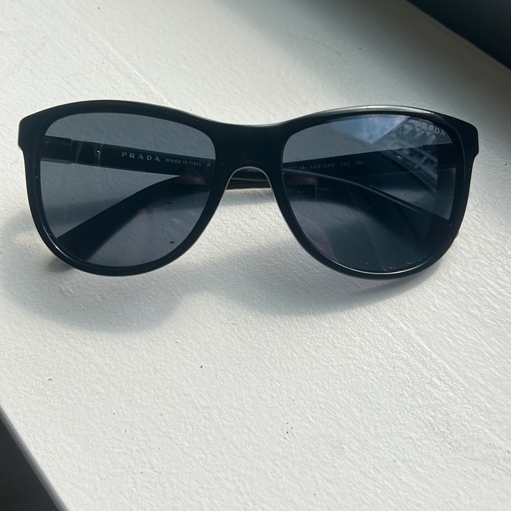 Prada Sunglasses. SPR20S. Made in Itlay.